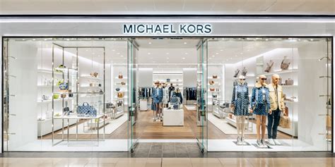 Visit the Michael Kors Lifestyle 